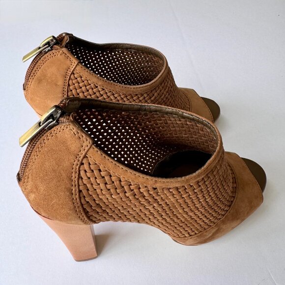 Banana Republic Tan Brown Woven Suede Peep Toe Ankle Bootie Heels Size 6 - Picture 8 of 15